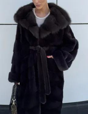 Шуба норковая с капюшоном из меха куница - цвет уголь