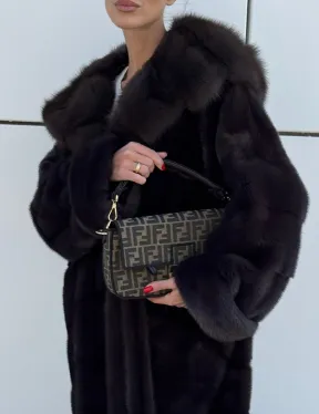 Шуба норковая с капюшоном из меха куница - цвет уголь