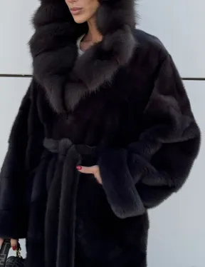 Шуба норковая с капюшоном из меха куница - цвет уголь