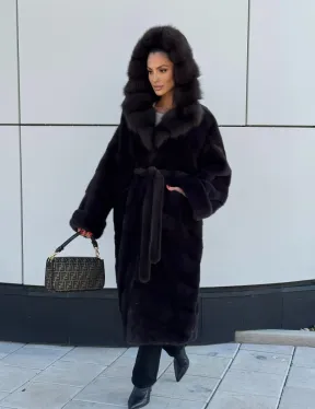 Шуба норковая с капюшоном из меха куница - цвет уголь