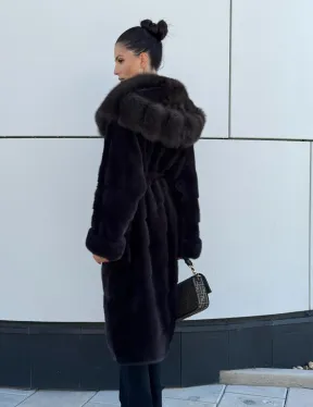 Шуба норковая с капюшоном из меха куница - цвет уголь