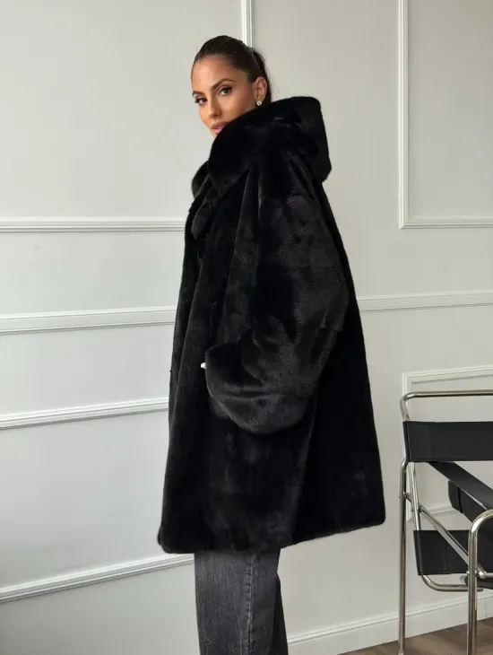 Шуба натуральная женская из норки Blackglama с капюшоном