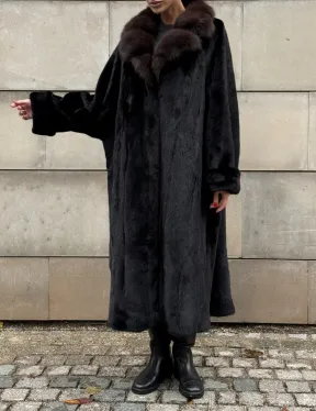 Манто New Elegance из норки Saga Furs с воротником из меха соболя