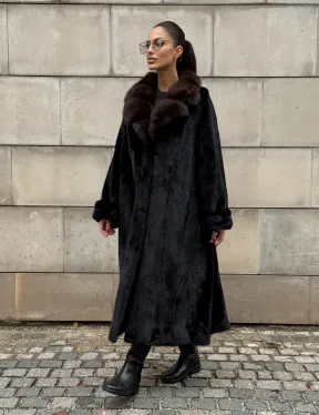 Манто New Elegance из норки Saga Furs с воротником из меха соболя