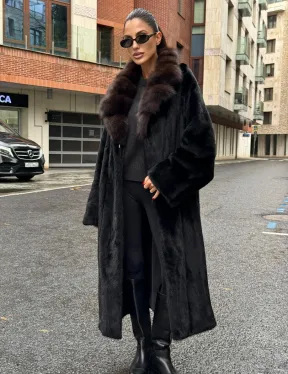 Манто New Elegance из норки Saga Furs с воротником из меха соболя