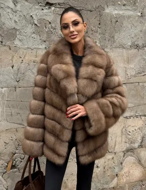 Полушубок из меха куницы пастель английский воротник