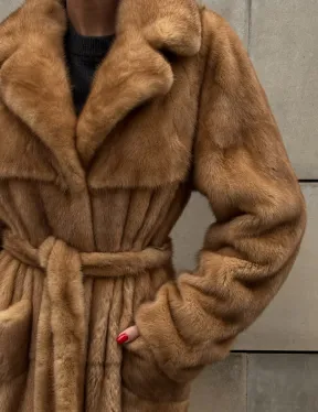 Шуба - халат maxi из меха норки Caramel с накладными карманами