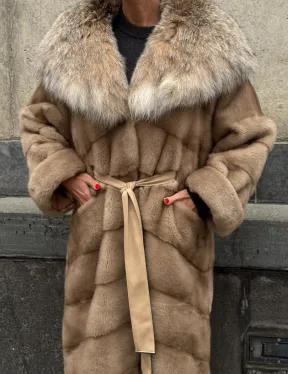 Длинная шуба кимоно из норки Pastel с капюшоном из меха рыси