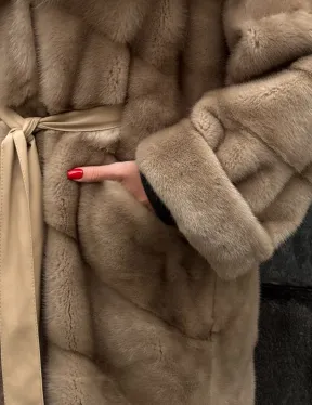 Длинная шуба кимоно из норки Pastel с капюшоном из меха рыси