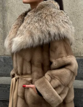 Длинная шуба кимоно из норки Pastel с капюшоном из меха рыси