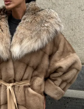 Длинная шуба кимоно из норки Pastel с капюшоном из меха рыси