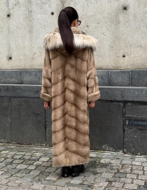 Длинная шуба кимоно из норки Pastel с капюшоном из меха рыси