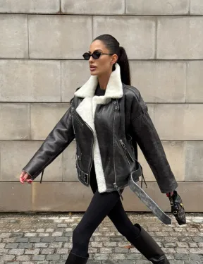 Коротка женская дубленка Vintage Grey из белой овчины мериноса, боковой шнуровкой и накладной пояс