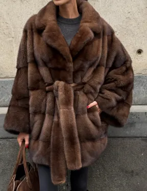 Полушубок из меха норки Brown Velvet, английский воротник фасон - летучая мышь