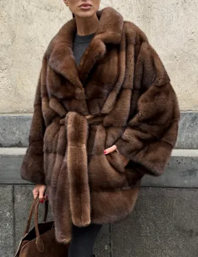 Полушубок из меха норки Brown Velvet, английский воротник фасон - летучая мышь