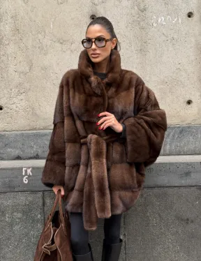 Полушубок из меха норки Brown Velvet, английский воротник фасон - летучая мышь