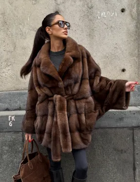 Полушубок из меха норки Brown Velvet, английский воротник фасон - летучая мышь