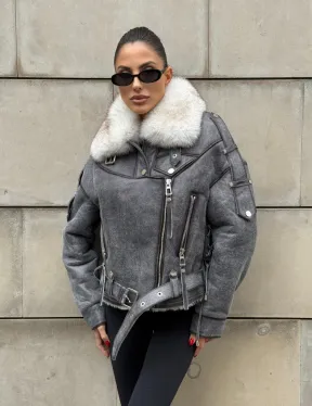 Стильная косуха-дубленка Vintage Grey с воротником из меха песца со шнуровкой на спине