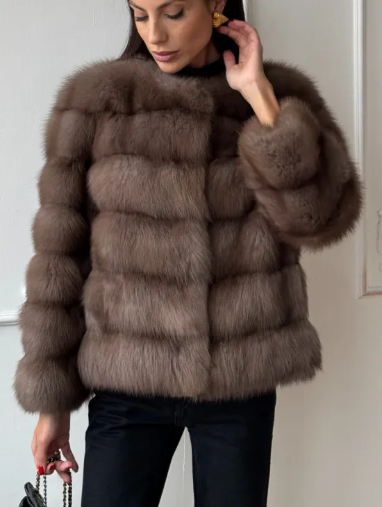 Шуба из меха куницы Truffle с воротником шанель