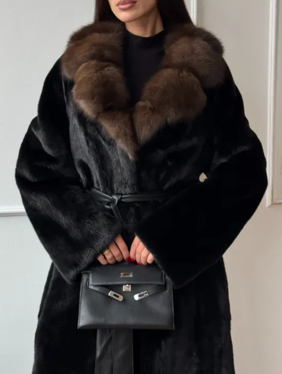 Шуба кимоно LUXURY FASHION из аукционной норки NAFA MINK с английским воротником из меха соболя