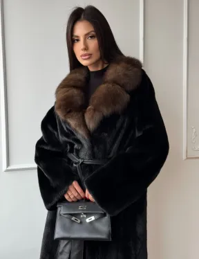 Шуба кимоно LUXURY FASHION из аукционной норки NAFA MINK с английским воротником из меха соболя