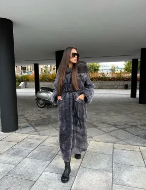 Шуба из аукционной норки с капюшоном куница цвет графит-хамелеон