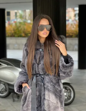 Шуба из аукционной норки с капюшоном куница цвет графит-хамелеон