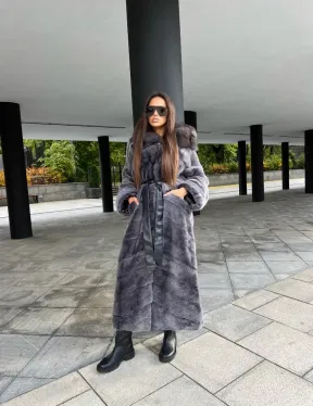 Шуба из аукционной норки с капюшоном куница цвет графит-хамелеон