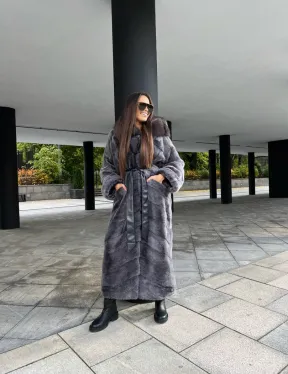 Шуба из аукционной норки с капюшоном куница цвет графит-хамелеон