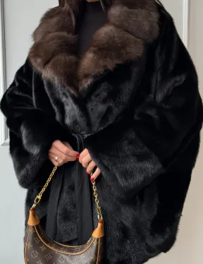 Полушубок из норки Black с воротником из меха темной куницы