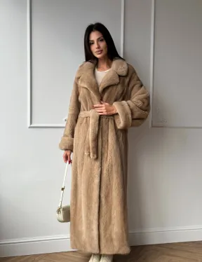 Длинная модная шуба кимоно из меха скандинавской норки со шлицей