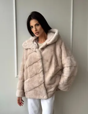 Меховая куртка - шуба из меха норки с капюшоном в цвете пудра