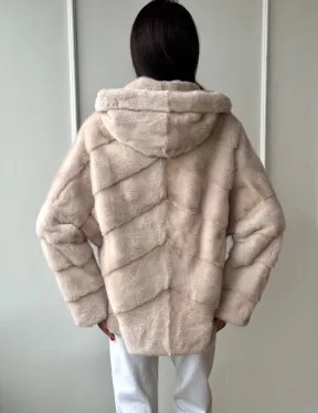 Меховая куртка - шуба из меха норки с капюшоном в цвете пудра