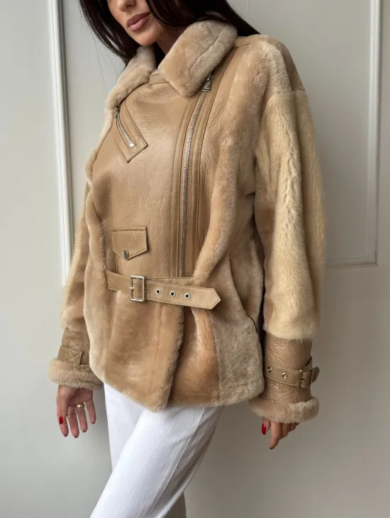 Трендовая куртка - дубленка из натурального меха мериноса и норки на рукавах