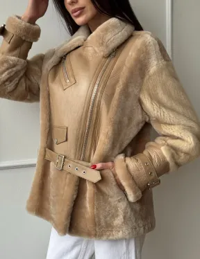 Трендовая куртка - дубленка из натурального меха мериноса и норки на рукавах