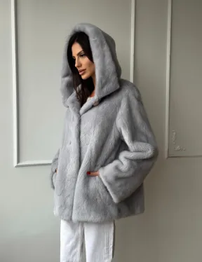Женский норковый полушубок автоледи с капюшоном из голубой норки