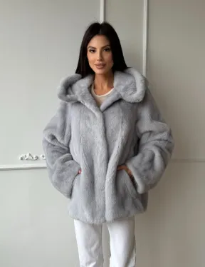 Женский норковый полушубок автоледи с капюшоном из голубой норки
