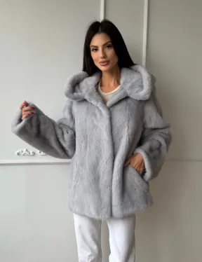 Женский норковый полушубок автоледи с капюшоном из голубой норки