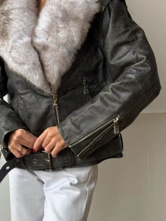 Куртка - косуха демисезонная из натуральной кожи с мехом песца