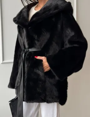 Летучая мышь шуба из меха норки Black с капюшоном - паркет