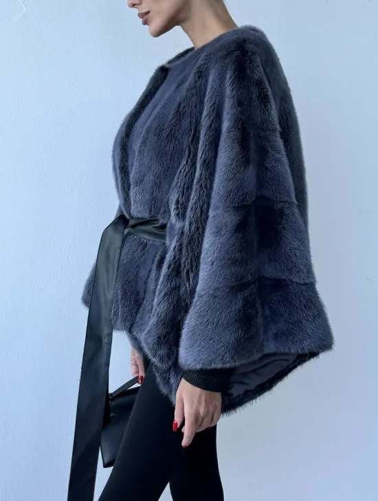 Женское меховое манто - шуба из норки с круглым вырезом, модель  «Летучая мышь»