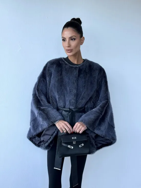 Женское меховое манто - шуба из норки с круглым вырезом, модель  «Летучая мышь»