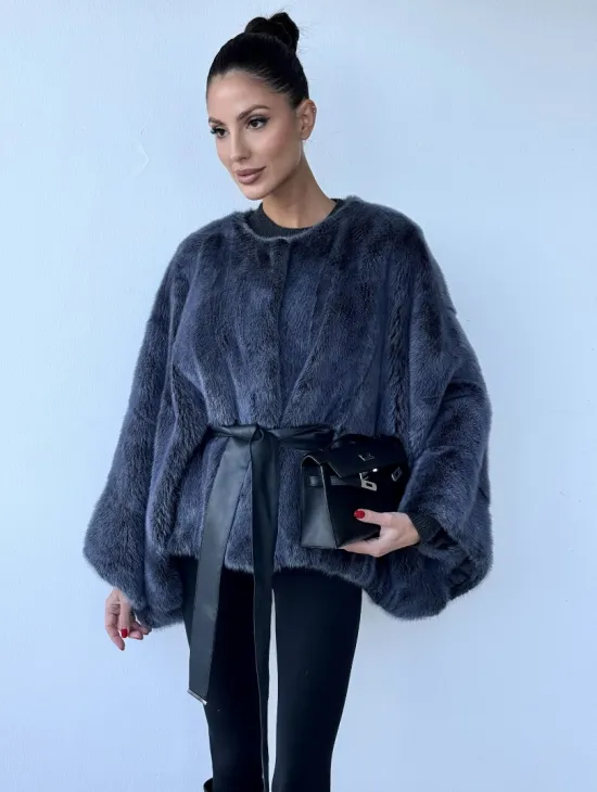 Женское меховое манто - шуба из норки с круглым вырезом, модель  «Летучая мышь»