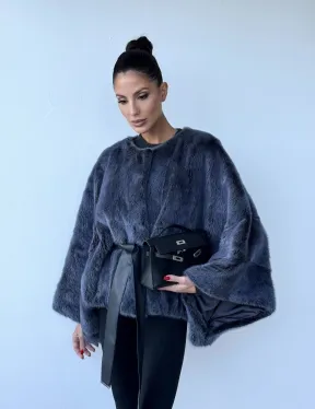 Женское меховое манто - шуба из норки с круглым вырезом, модель  «Летучая мышь»