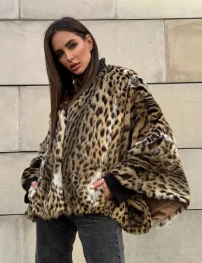 Женское манто из меха оцелота с потайным поясом - модель «Летучая мышь»