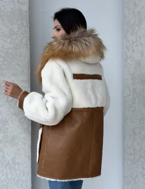 Модная натуральная дубленка из овчины, капюшон с отделкой из меха лисы