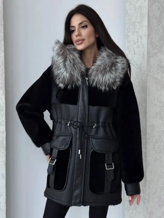 Дубленка женская из овчины на кулиске, капюшон - отделка из чернобурки