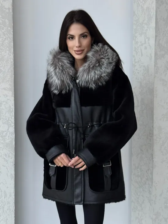 Дубленка женская из овчины на кулиске, капюшон - отделка из чернобурки