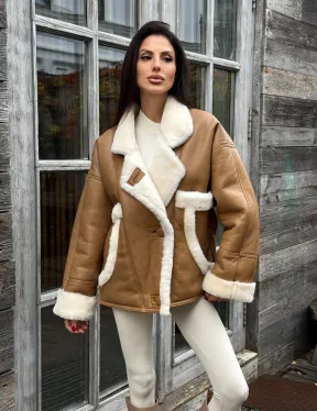 Модная куртка - дубленка в стиле «Oversize» на пуговицах и манжетами на рукавах