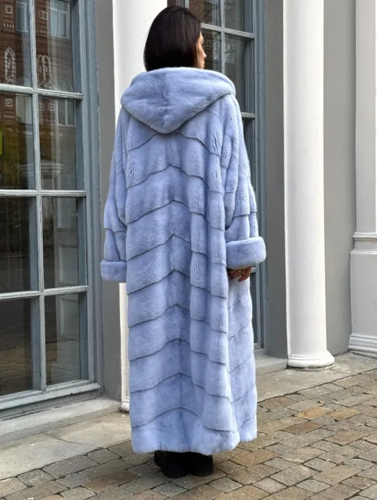 Шуба кимоно LUXURY FASHION из меха голубой норки с капюшоном